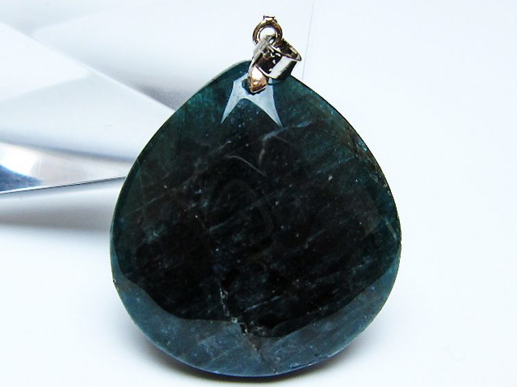 アパタイト ペンダント [t278-1605] 2枚目