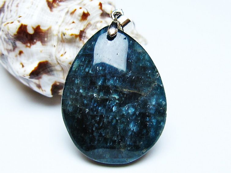 アパタイト ペンダント [t278-1625] 1枚目