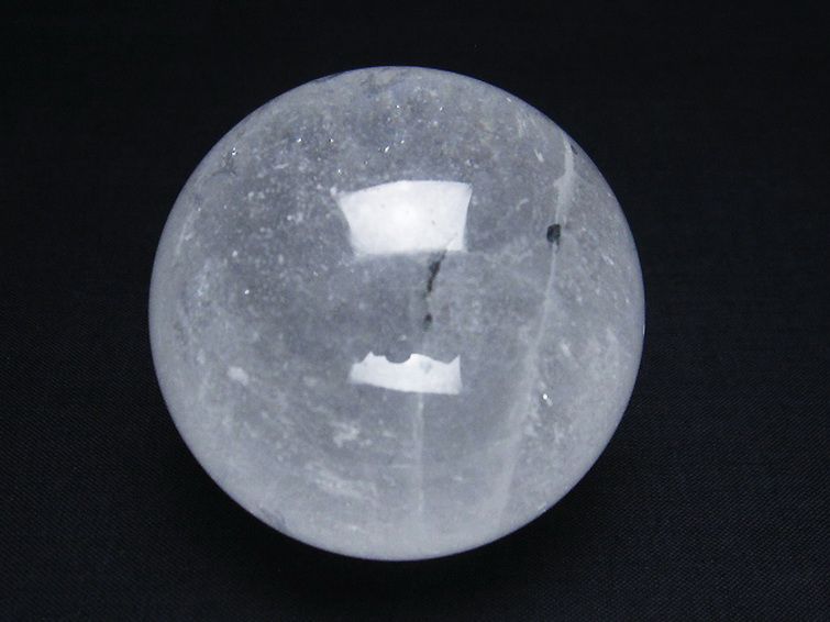 ヒマラヤ水晶 丸玉 57mm [t296-2412] 1枚目