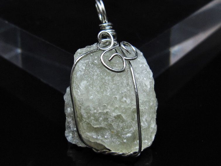 リビアングラス ペンダント [t298-1024] 2枚目