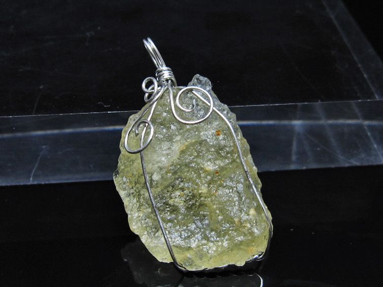 リビアングラス ペンダント [t298-1036] 1枚目