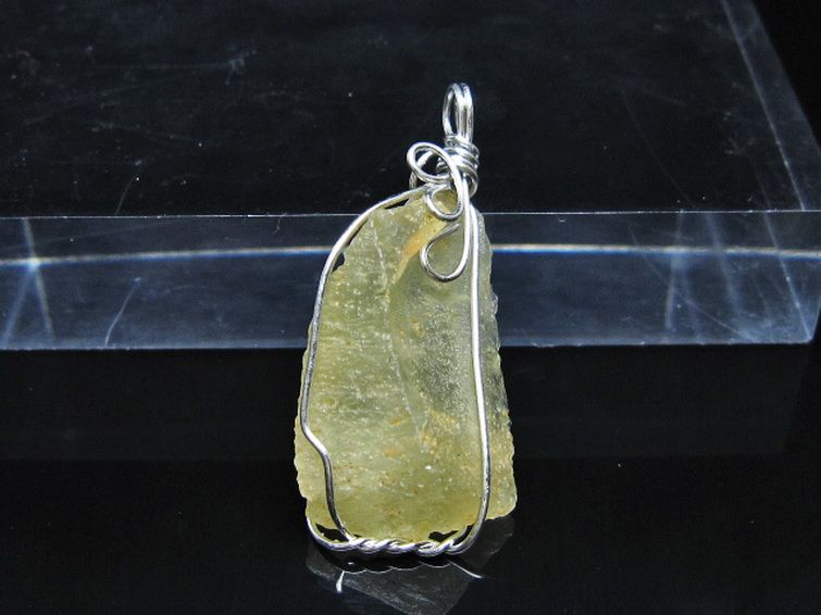 リビアングラス ペンダント [t298-1043] 1枚目