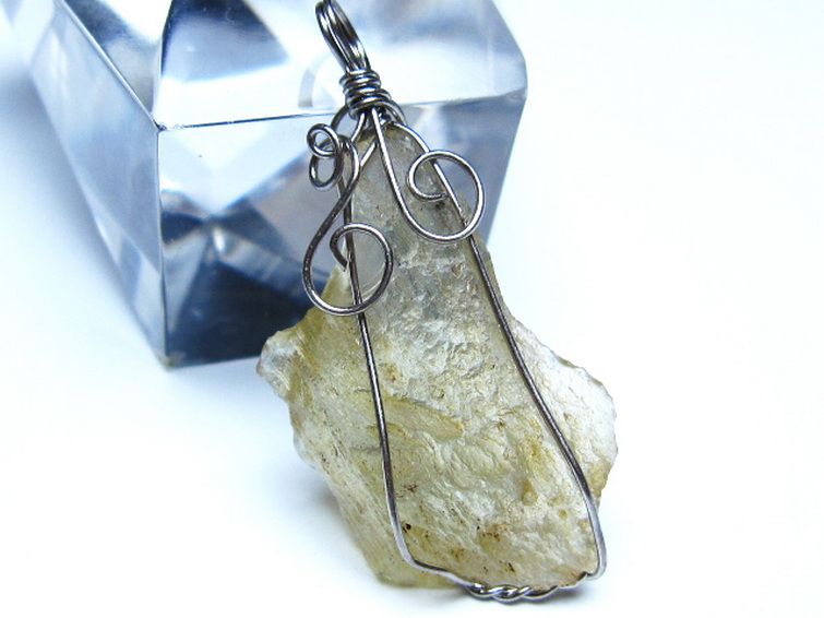 リビアングラス ペンダント [t298-797] 3枚目