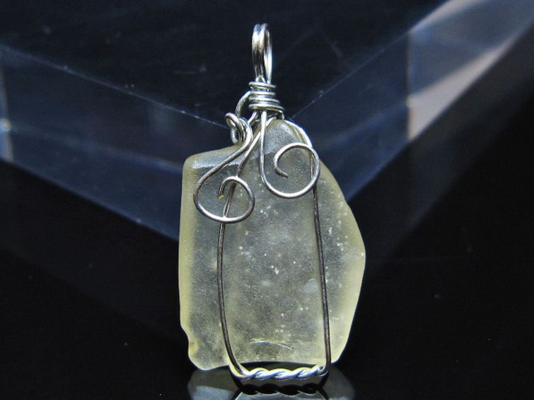 リビアングラス ペンダント [t298-824] 2枚目