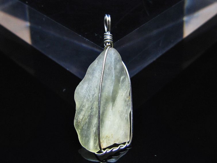 リビアングラス ペンダント [t298-851] 2枚目