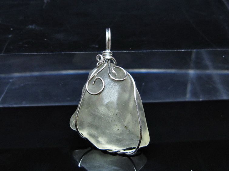 リビアングラス ペンダント [t298-860] 1枚目