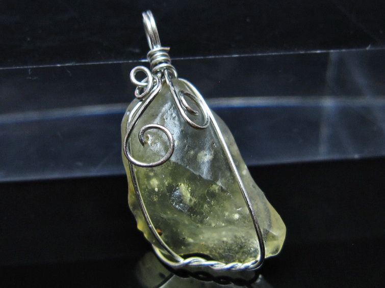 リビアングラス ペンダント [t298-875] 3枚目