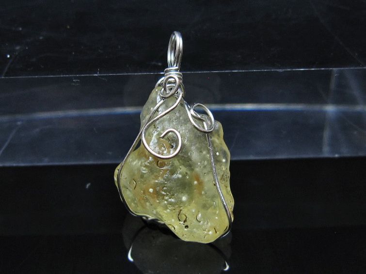 リビアングラス ペンダント [t298-878] 1枚目