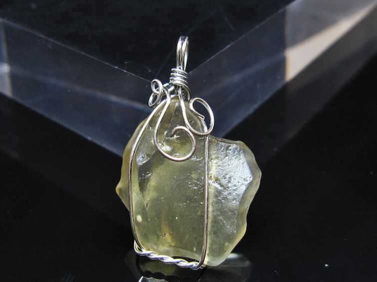 リビアングラス ペンダント [t298-880] 2枚目