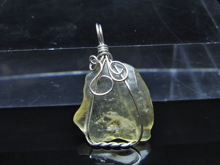 リビアングラス ペンダント [t298-890] 3枚目