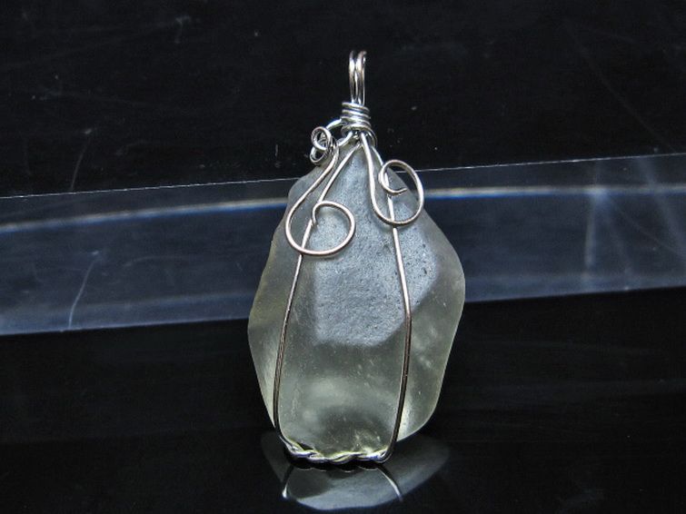 リビアングラス ペンダント [t298-919] 1枚目