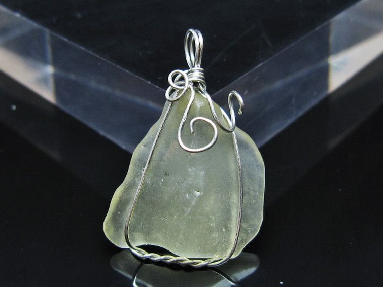 リビアングラス ペンダント [t298-922] 2枚目