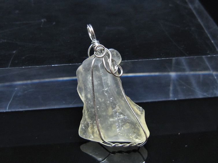 リビアングラス ペンダント [t298-928] 1枚目