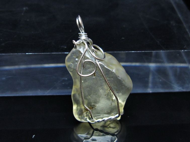 リビアングラス ペンダント [t298-943] 1枚目