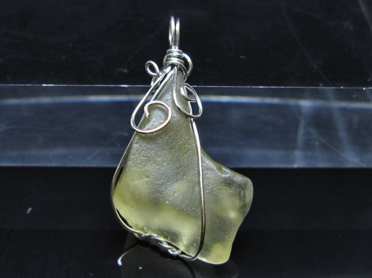 リビアングラス ペンダント [t298-944] 3枚目