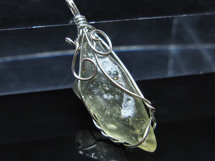 リビアングラス ペンダント [t298-953] 3枚目