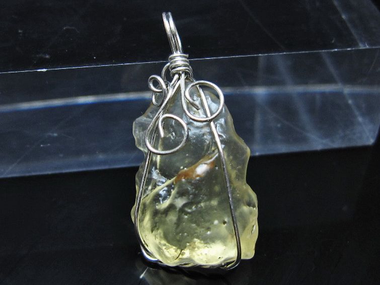リビアングラス ペンダント [t298-955] 3枚目