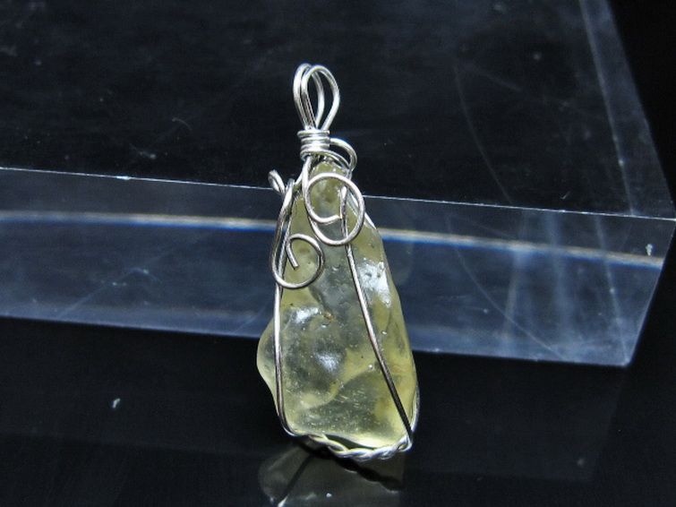 リビアングラス ペンダント [t298-958] 1枚目