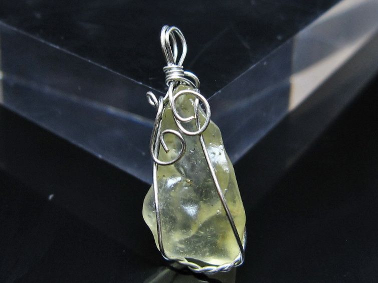 リビアングラス ペンダント [t298-958] 2枚目