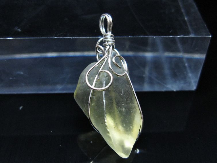 リビアングラス ペンダント [t298-962] 3枚目