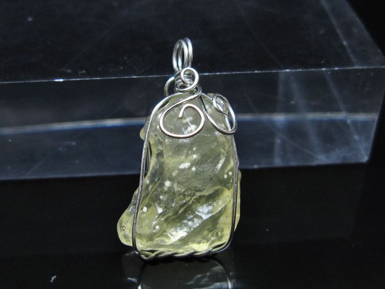 リビアングラス ペンダント [t298-966] 1枚目