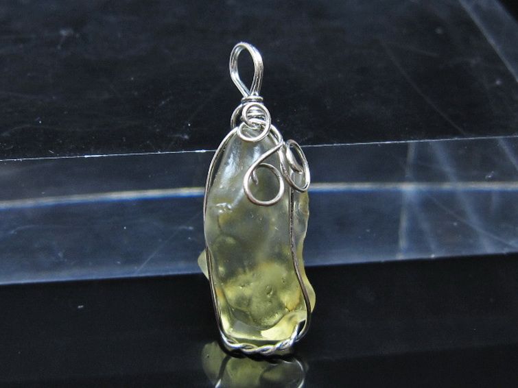 リビアングラス ペンダント [t298-971] 1枚目