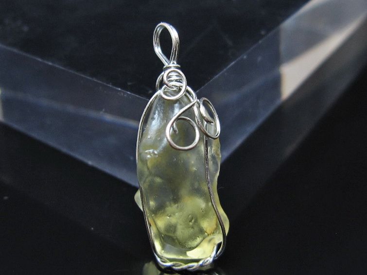 リビアングラス ペンダント [t298-971] 2枚目