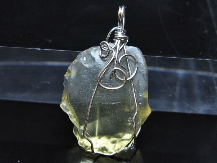 リビアングラス ペンダント [t298-976] 3枚目