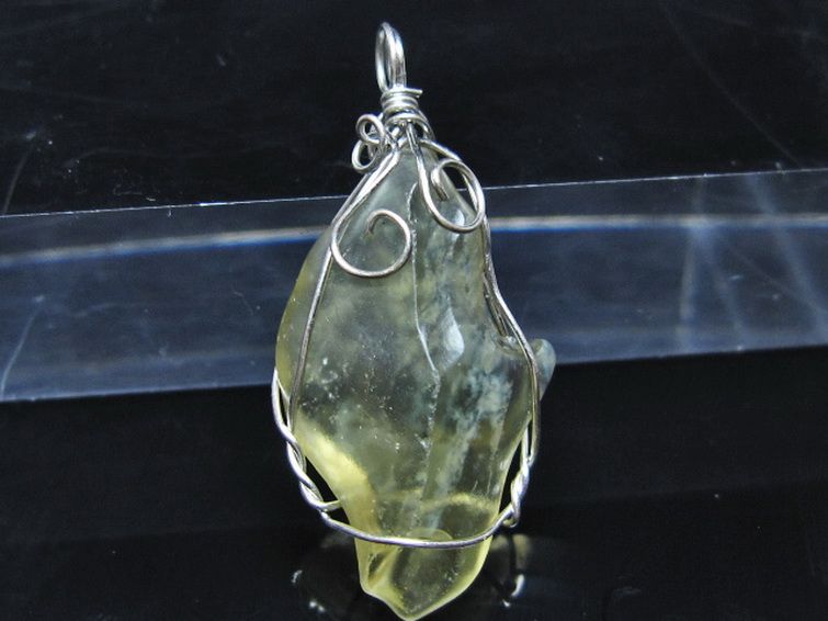 リビアングラス ペンダント [t298-981] 3枚目