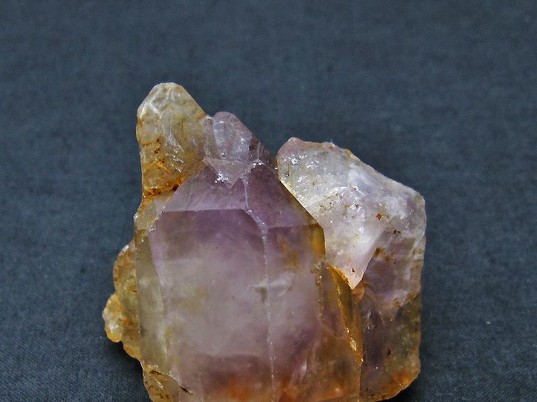 アメジストカテドラルライブラリー 水晶 原石[t299-3893]