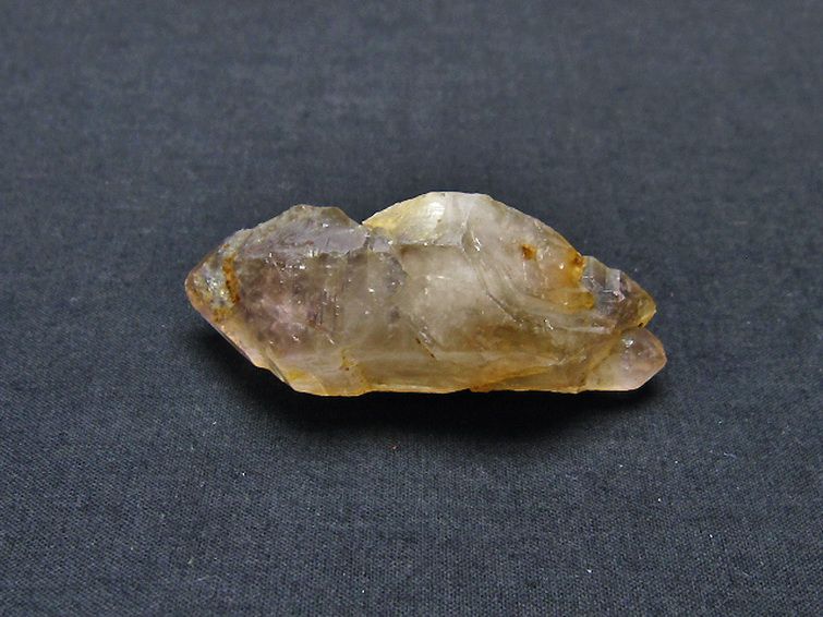 アメジストカテドラルライブラリー 水晶 原石[T299-3968] 2枚目