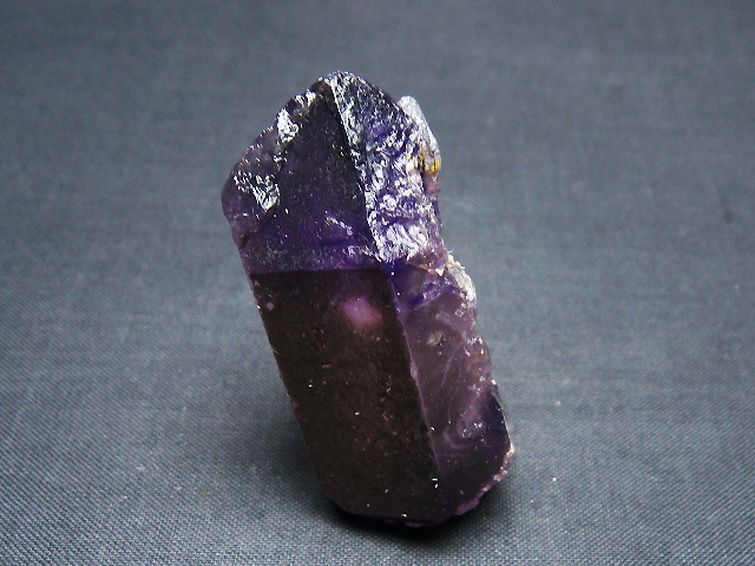 アメジストカテドラルライブラリー 水晶 原石 [t299-4135] 1枚目