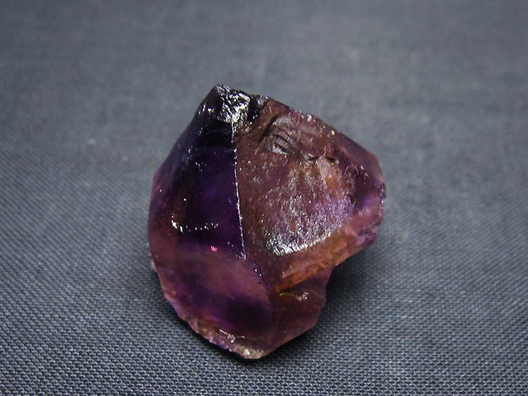 アメジストカテドラルライブラリー 水晶 原石 [t299-4143] 1枚目