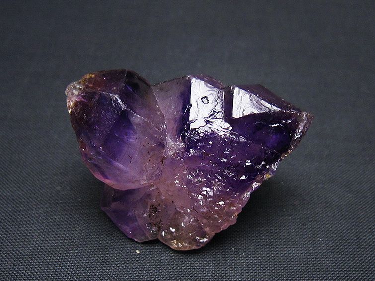 アメジストカテドラルライブラリー 水晶 原石 [t299-4152] 1枚目