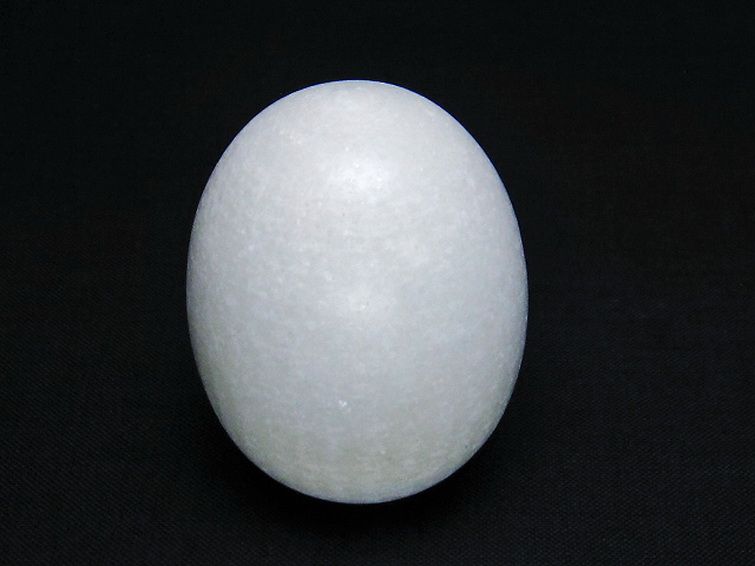 漢白玉たまご 置物 [t306-2769] 1枚目