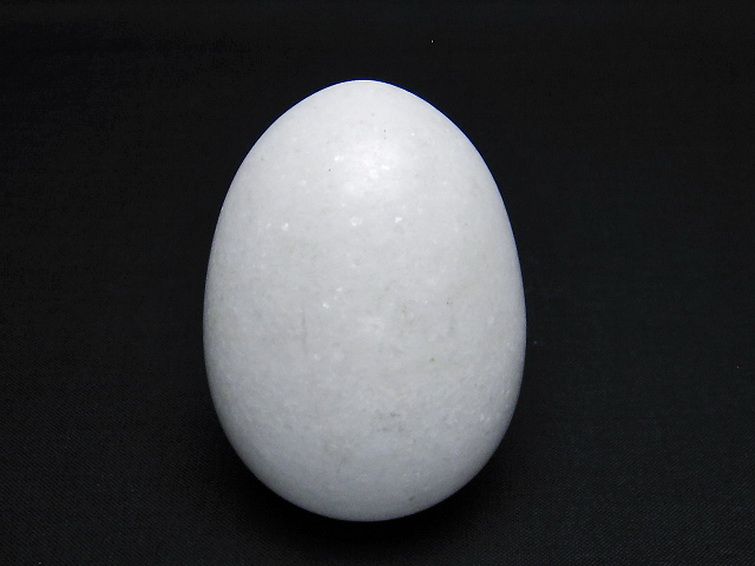 漢白玉たまご 置物 [t306-2831] 1枚目