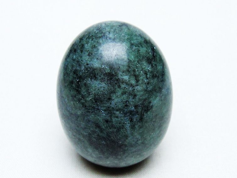 インド翡翠 たまご 置物 [t306-2846] 1枚目