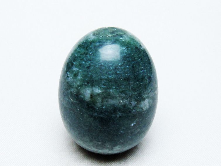 インド翡翠 たまご 置物 [t306-2847] 1枚目