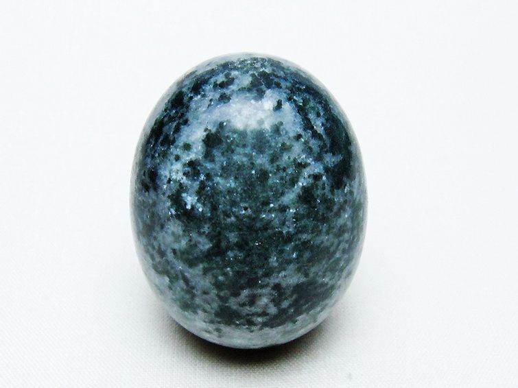 インド翡翠 たまご 置物 [t306-2868] 1枚目