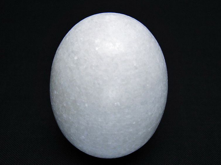 漢白玉たまご 置物 [t306-2950] 1枚目