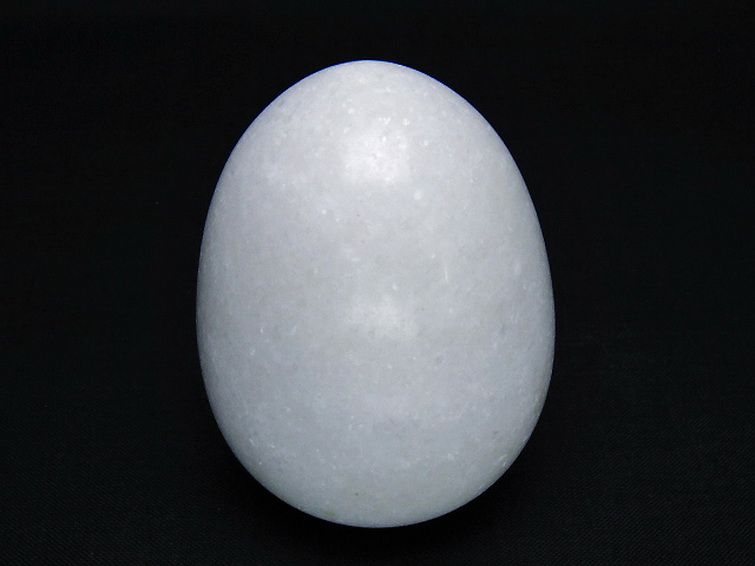 漢白玉たまご 置物 [t306-3007] 1枚目