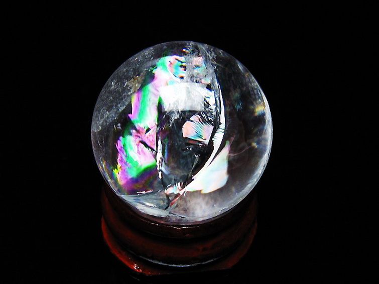 虹入り ヒマラヤ水晶 丸玉 25mm [T317-5055] 1枚目