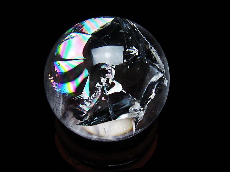 虹入り ヒマラヤ水晶 丸玉 26mm [T317-5128] 1枚目