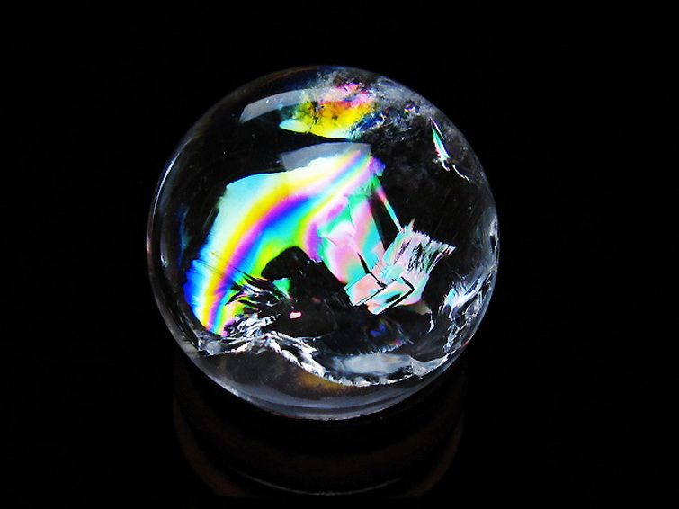 虹入り ヒマラヤ水晶 丸玉 26mm [T317-5202] 1枚目