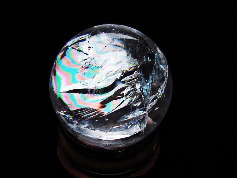 虹入り ヒマラヤ水晶 丸玉 26mm [t317-5402] 1枚目