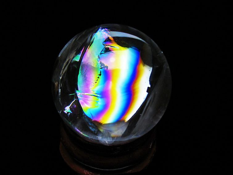 虹入り ヒマラヤ水晶 丸玉 27mm [t317-5412] 1枚目