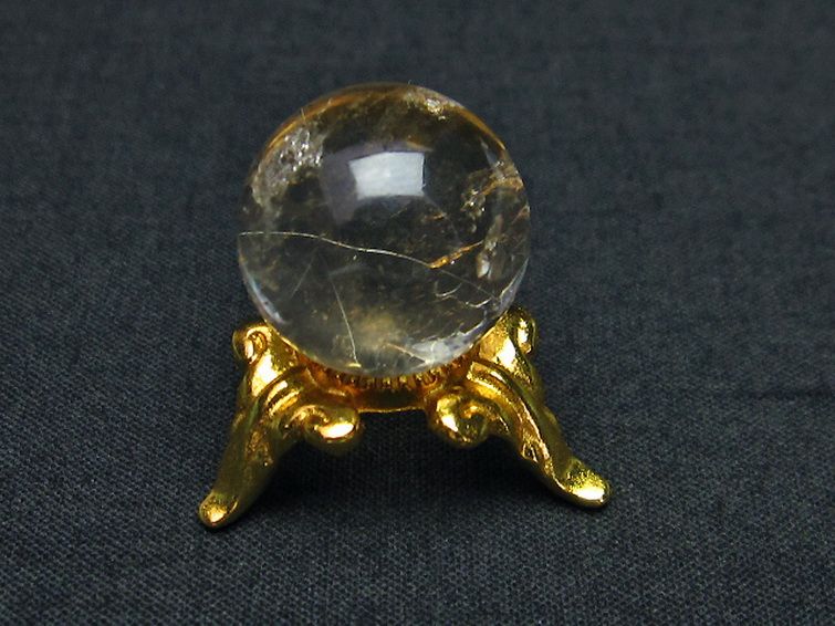 ルチル入り 水晶 丸玉 17mm [T318-3863] 1枚目