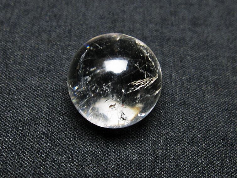 ルチル入り 水晶 丸玉 16mm [T318-4744] 1枚目