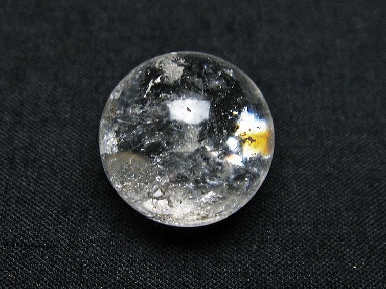 虹入り ルチル入り 水晶 丸玉 17mm [T318-4797] 2枚目