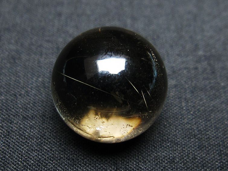 ルチル入り 水晶 丸玉 17mm [T318-4896] 2枚目